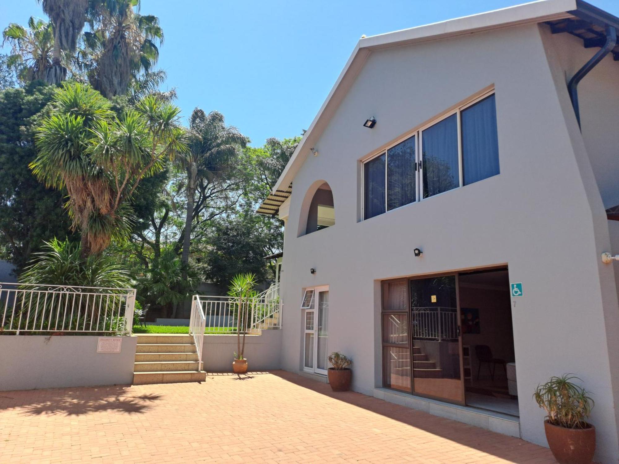 8 On Acacia Guesthouse Bedfordview Exteriér fotografie