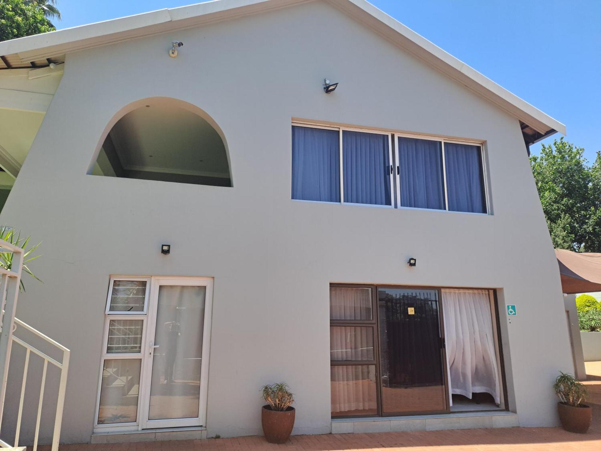 8 On Acacia Guesthouse Bedfordview Exteriér fotografie